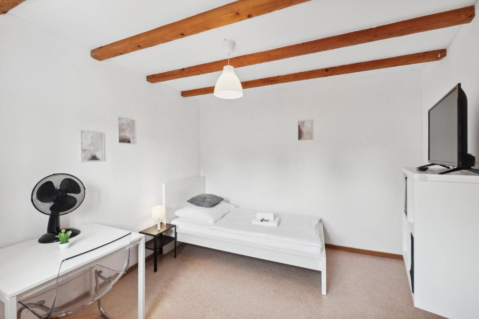Andriss - Travel & Work - 5 Bedroom - Kitchen - Parking Kaiserslautern Luaran gambar